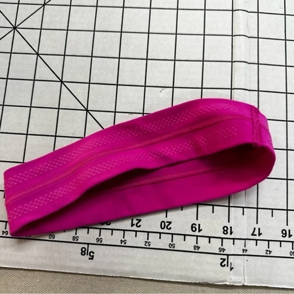 Lululemon one size athletic sweat band